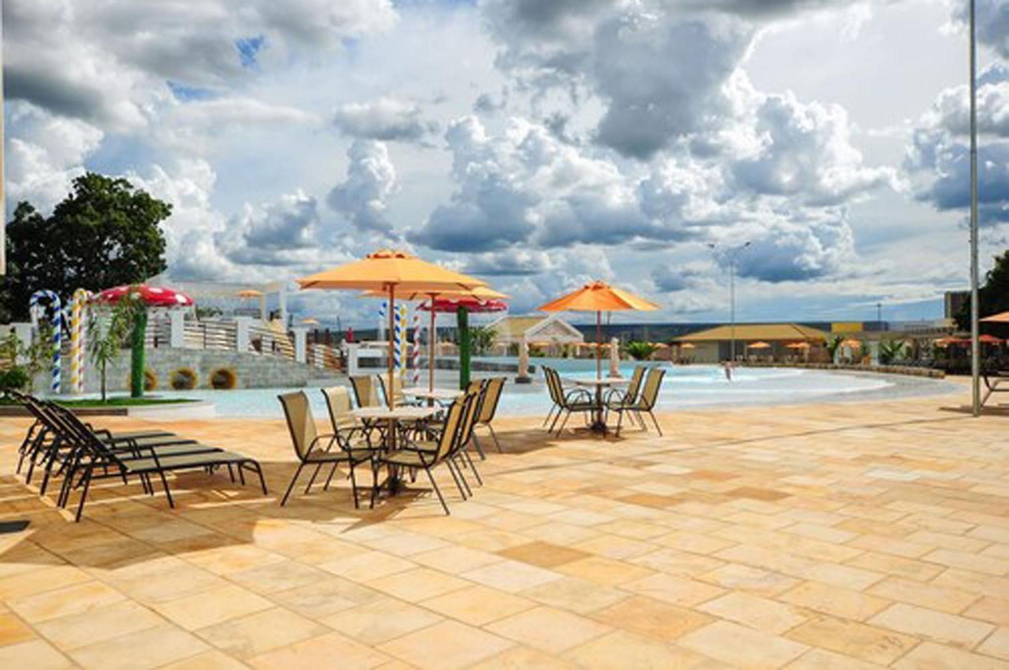 Lacqua Diroma Oficial - Diroma Acqua Park Incluido - Com Roupa De Cama E Banho Caldas Novas Exterior photo