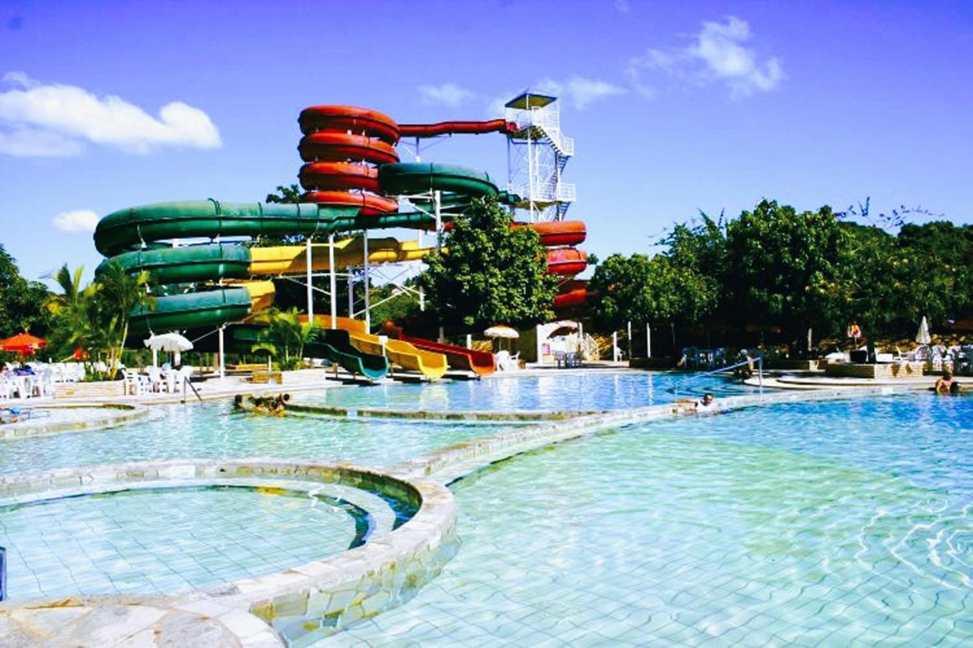 Lacqua Diroma Oficial - Diroma Acqua Park Incluido - Com Roupa De Cama E Banho Caldas Novas Exterior photo