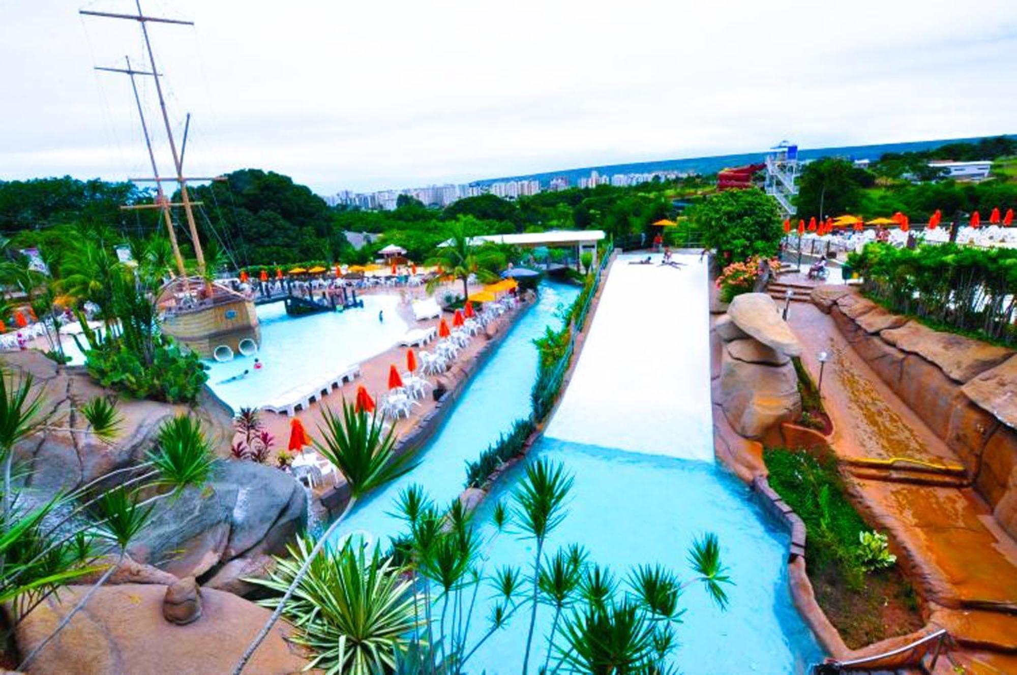 Lacqua Diroma Oficial - Diroma Acqua Park Incluido - Com Roupa De Cama E Banho Caldas Novas Exterior photo