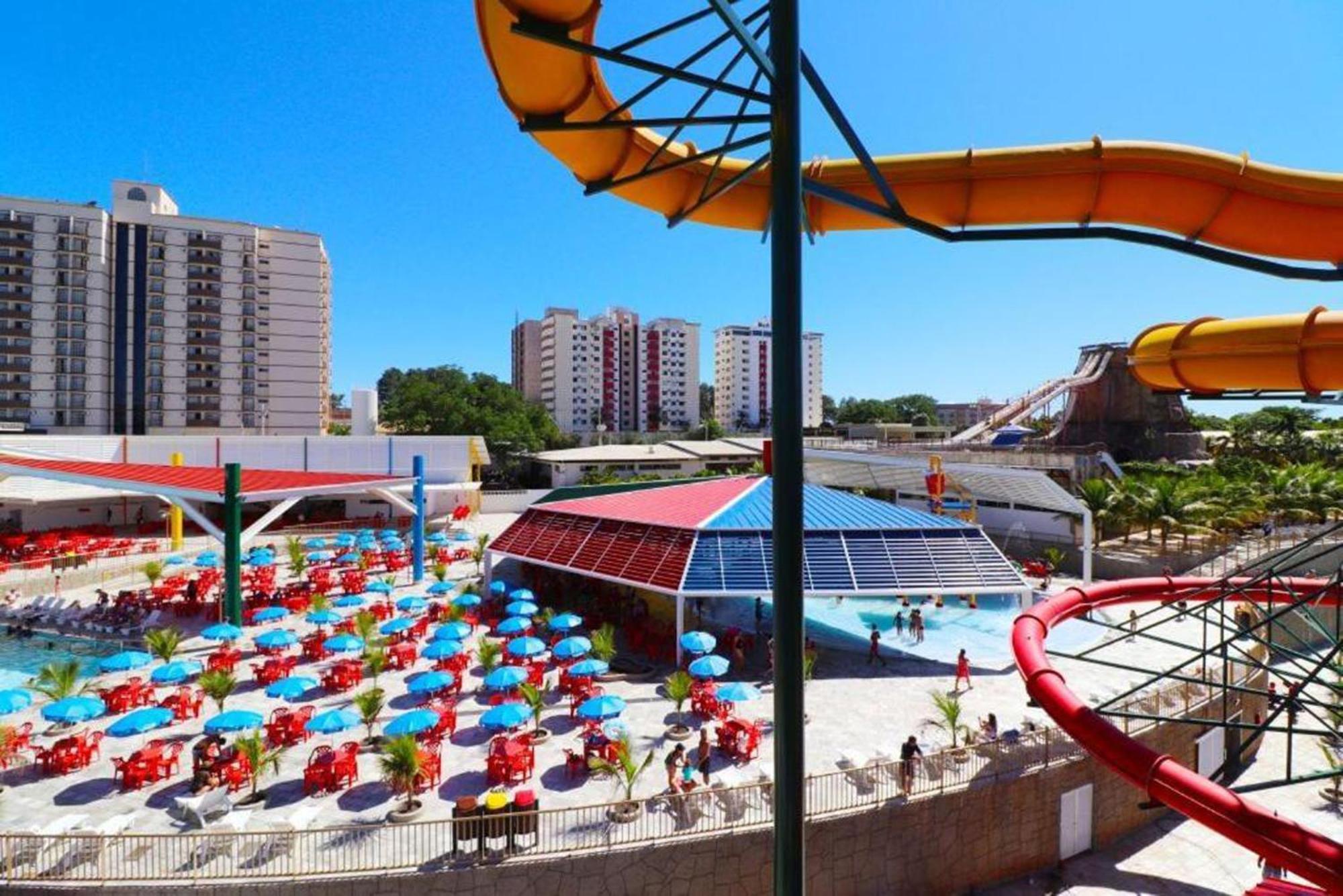 Lacqua Diroma Oficial - Diroma Acqua Park Incluido - Com Roupa De Cama E Banho Caldas Novas Exterior photo